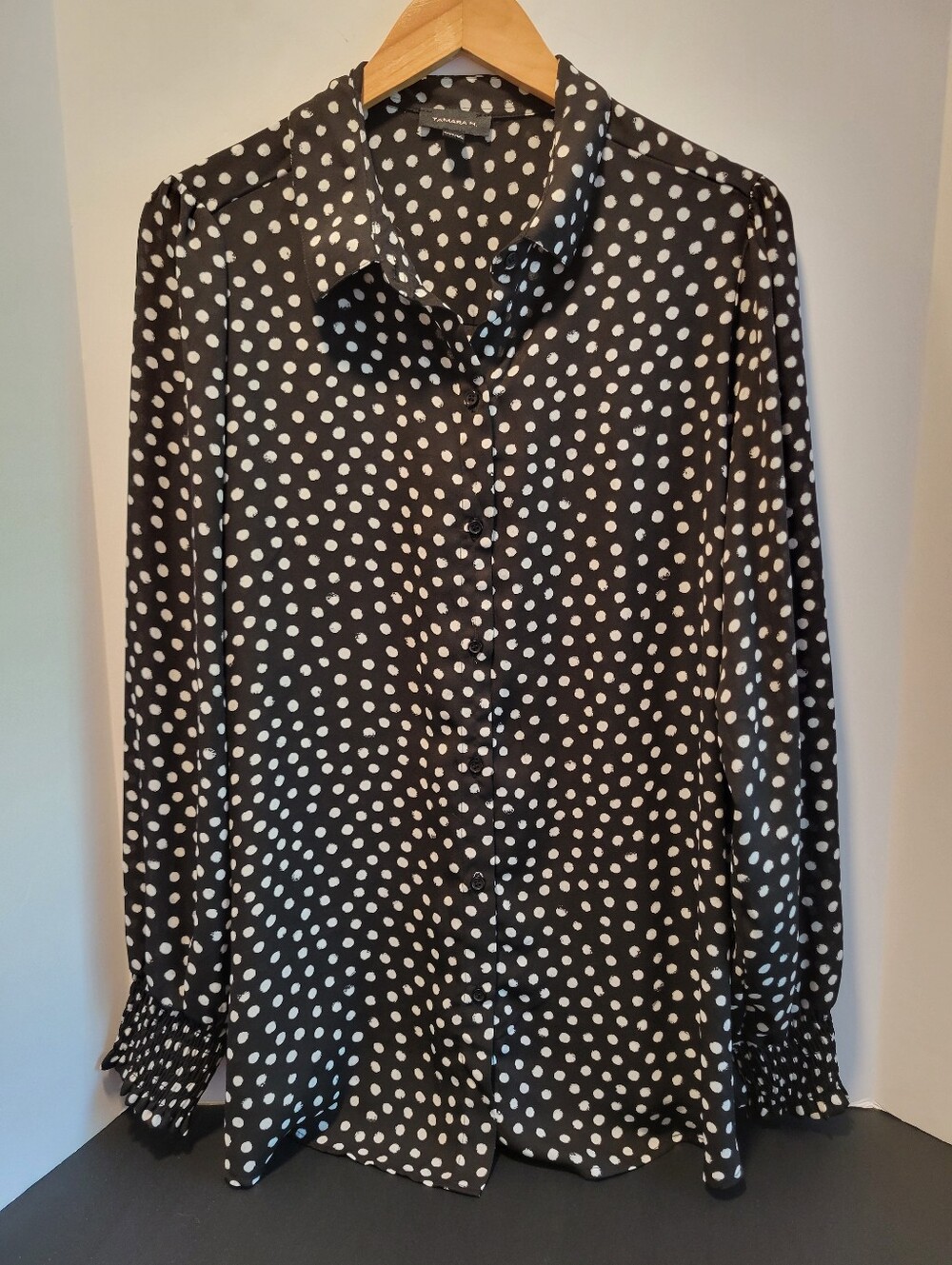 Tamara H Women's Black Blouse with White Polka Dots 2XL Long Sleeves